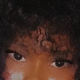 Mimibt10's profile picture. 