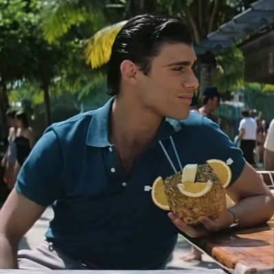 Shyromgl's profile picture. 19yo trencher french