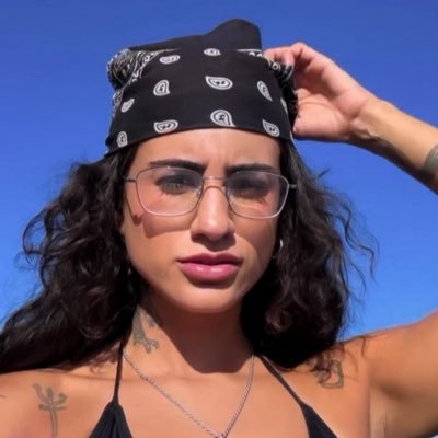 laltraskin's profile picture. “Let's go song for song”