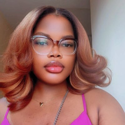 Four Eyed Goddess🩵 Profile