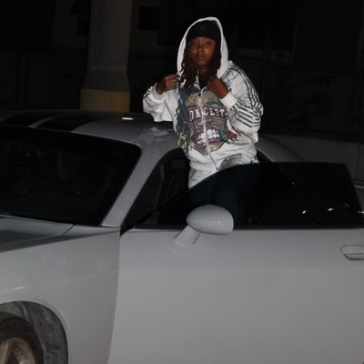 shy2fly9's profile picture. THE RICH EX💰