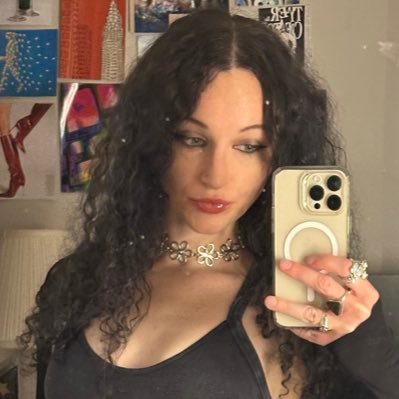 xboxbodywash's profile picture. I love the player and the game