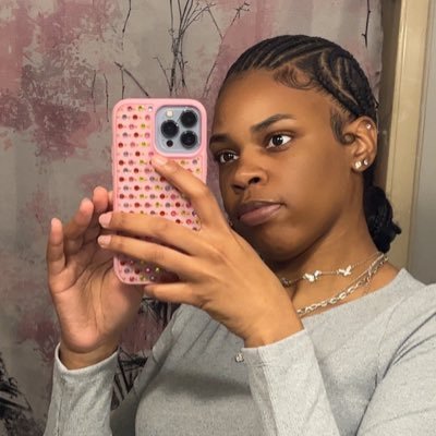 _joleyah's profile picture. 