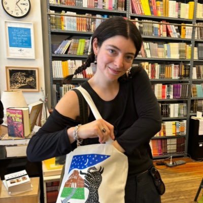 aneriuqam's profile picture. 