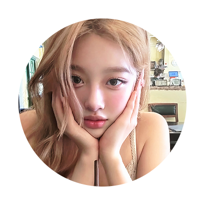 ceelecy's profile picture. ✧₊˚.𖤐 a business account filled with warmth — top-tier offerings, bucinice purposes, and a touch of enchantment that turns every purchase into a sweet memory ₍