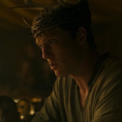 blackfyre80's profile picture. عالِقٌ بين صفحات الجليدِ والنار ❄️🔥 .. | #ONEPIECE | #ASOIAF | #RealMadrid | #movie | قناتي على اليوتيوب👇🏻