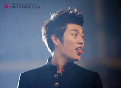 PDWT_0704's profile picture. [작가님을 찾습니다] PD 윤두준, 작가 양요섭(Written by.폴씨) PD 윤두준(32) 패러디계정입니다.싱크지적받아요.(요섭@PDWT_0105)(현승@PDWT_0903) (준형@PDWT_1219)(기광@PDWT_0330) (동운@PDWT_0606)