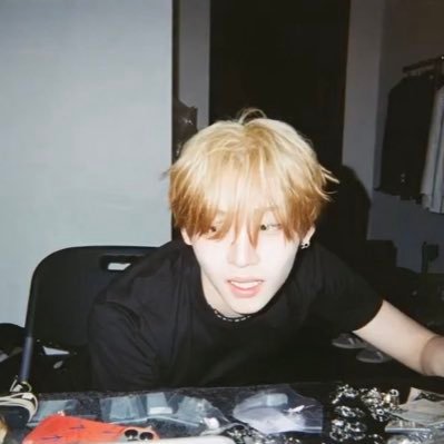 dearestwonxin's profile picture. 