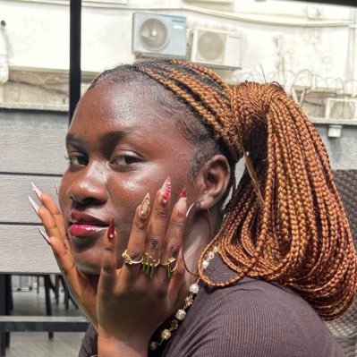 darksarahhh's profile picture. 