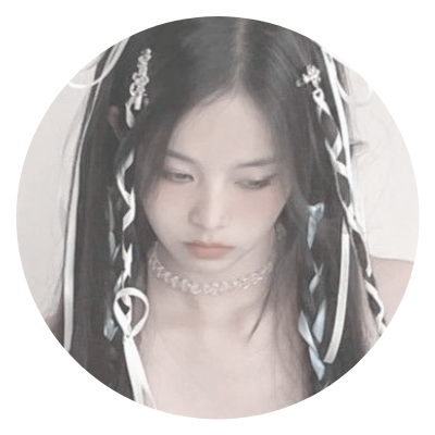 lyfrical's profile picture. ʚ #B𝐀 : White clouds with chocochips and warm milk. 🥛♡