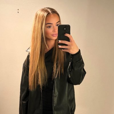 lrhydee's profile picture. people = shit