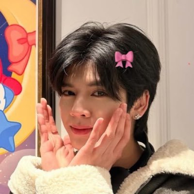 meowsriki's profile picture. 