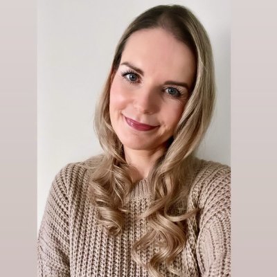 TaeSicaMGG's profile picture. I'm not very good at introducing myself, but I enjoy life. I like coffee, walks, and conversations. I hope you are sincere and polite.