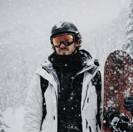 oguzpaksoz's profile picture. 