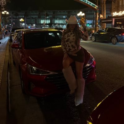 Gomezzvsh's profile picture. Brat 👑