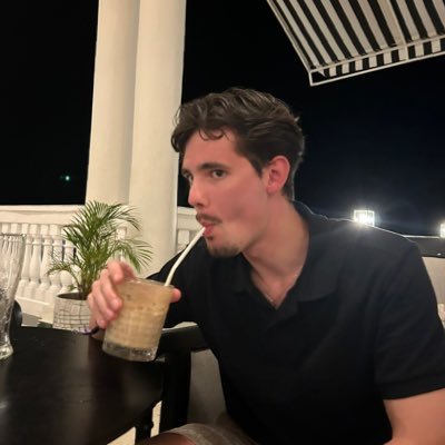 matthewesnds's profile picture. 23 | building Rompt. - a running app designed to get you out of the door.