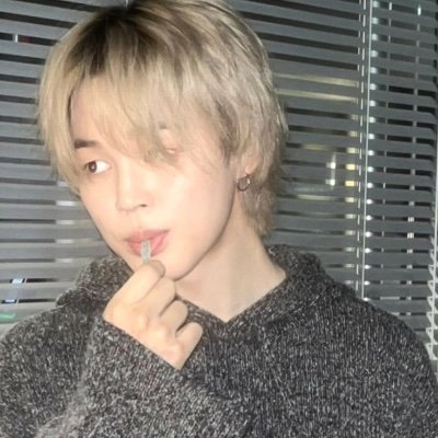 Track 06: 병 (dis-ease)
