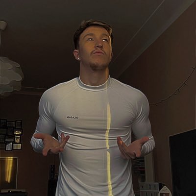 gks_logan's profile picture. 📍Belgium 🇧🇪 / 🎂 20 /  Wrestling & Games