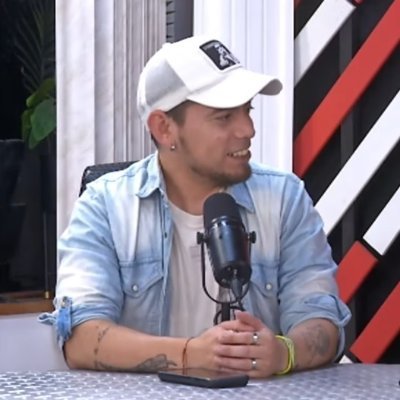 tincholopez309's profile picture. Periodista Deportivo - Comentarista y movilero en @rumboascenso929 ⚽
Redactor en @citydespierta 📝
Conductor y redactor en #ComunidadGeek  🎮📽️
💙❤️