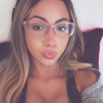 stephysierraxo's profile picture. 🕯️