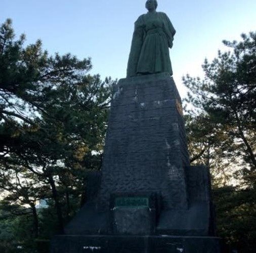 PooniaMarv's profile picture. 