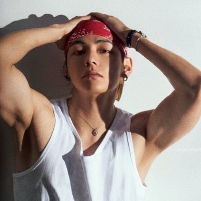 Hesitaetae's profile picture. 29.
bts supremacy.
jonas brothers defense squad.
bts | jonas | imagine dragons | michael jackson | 5sos | free palestine 🇵🇸 | 🖤🤍