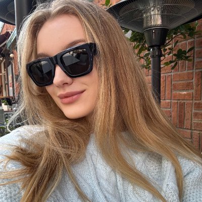 Sylvia9635's profile picture. 