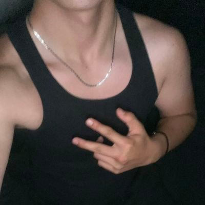 Lauuuu_111's profile picture. q ondaa???

versátil
ig al priv