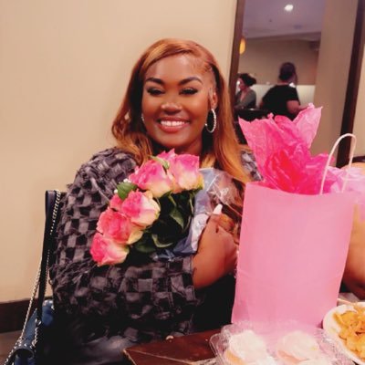 moeeshaaa's profile picture. 📸: moeshaamour