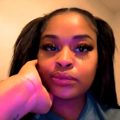 BigAshleee's profile picture. Bitch I'm on a new new page waddapppp