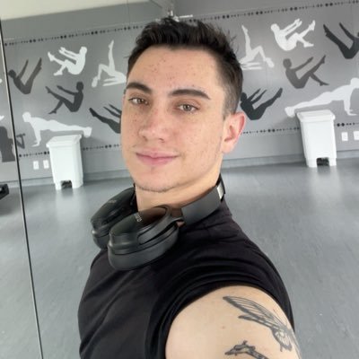 g4_br1el666's profile picture. Nadando contra a correnteza.