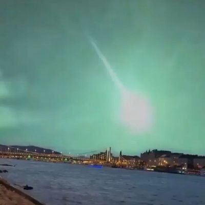 alexgaravelli's profile picture. まんがオタク。推しが尊い。自分らしく、好きなものを大事にして生きていきたい。