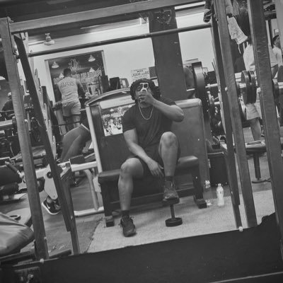 elsinkiHh's profile picture. fizik foumi🐜, fòs elefan👣