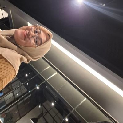 zeusie610's profile picture. practice what you preach.