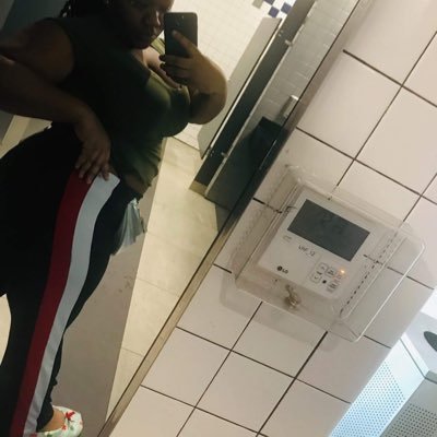 y9n06's profile picture. $7 dm fee || $landalandi || 🏳️‍🌈|| other page @jetaimeyolaa