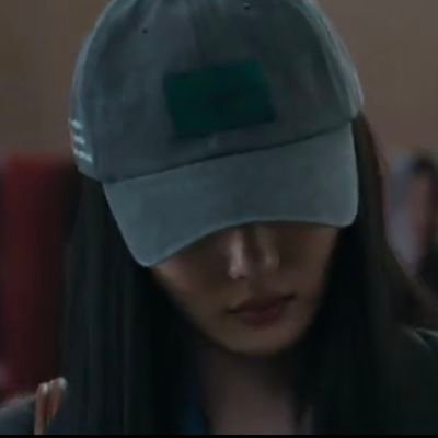 firuzetrhn's profile picture. 