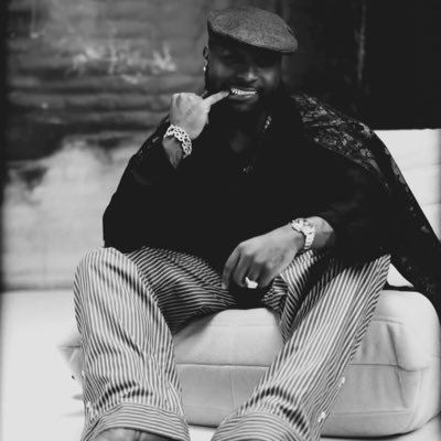 OLAMIDE (proudly 30bg for life 🫶❤️)