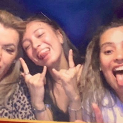 ykrbw's profile picture. eu sumo e apareço do nada