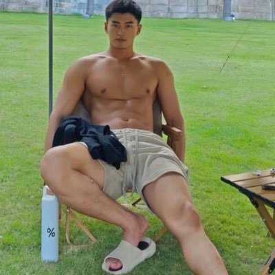 yu76581's profile picture. 