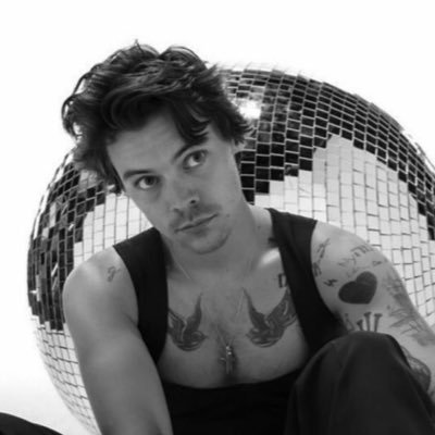 hrroda's profile picture. 