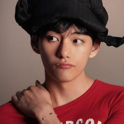 Juliana84268648's profile picture. Fã dos Backstreet Boys 🩵
Fã do BTS 💜
Taehyung Utted 💜