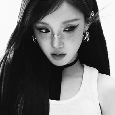 yuqithings's profile picture. dedicated to i-dle’s singer song yuqi ♡