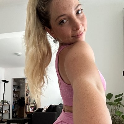 Claire_Advent's profile picture. elderly home nurse who loves quiet moments