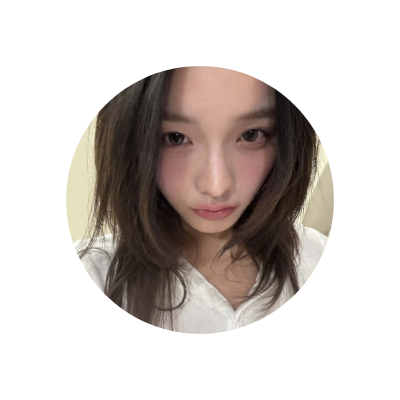 _phru's profile picture. .·:*  🍴❀  quiet bravery it takes to feel deeply  ›  melody  unfurled  with  tenderness  both  deliberate  and  dreamlike..