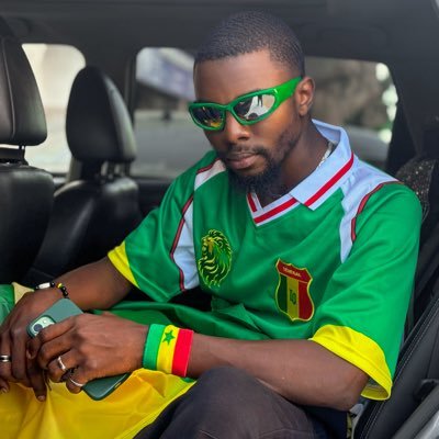 MatartLoukou's profile picture. 🇸🇳⭐️DOUBLE⭐️CHAMPION D’AFRIQUE🏅🏆🏀@warriors 💙@Inter 🖤🎼@bobmarley @dipdunduguiss 🎤Idole✍🏽@SonkoOfficiel 🎥WESTAFRICA🎬ART PANAFRICAIN🌍 @as_pikine 💚♥️