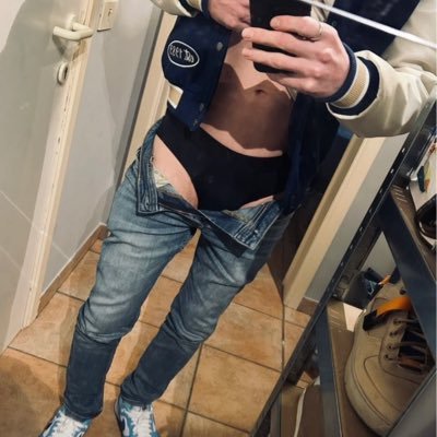 hotbw2's profile picture. 🇧🇪 Belgian Couple | Open Minded ⛓️ Versa & Open Couple ⛓️ ⚡️ Mon homme : @hotbw3 🔥 Follow 😈 Like ❤️ Relaye 🔄