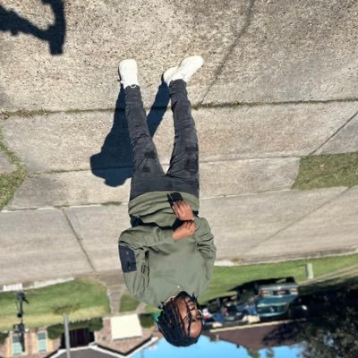 BrevieJayy's profile picture. just living.