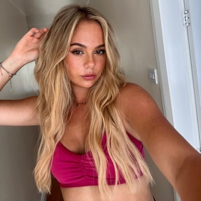 princessliv_xx's profile picture. findom and feet 💕 💵 https://t.co/VOdgTRXac8 https://t.co/UY8mNKJZv2