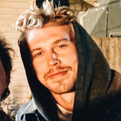 thepeacefuruler's profile picture. I spend my days doing things with my heart. — In love with my family and my life. Dad of three kids.