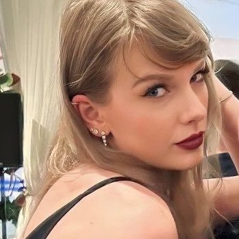 notasdarai's profile picture. vestibulanda de odontologia 🦷 | UFPR & UFSC | Prof. Ferrari 🏷️RAI15